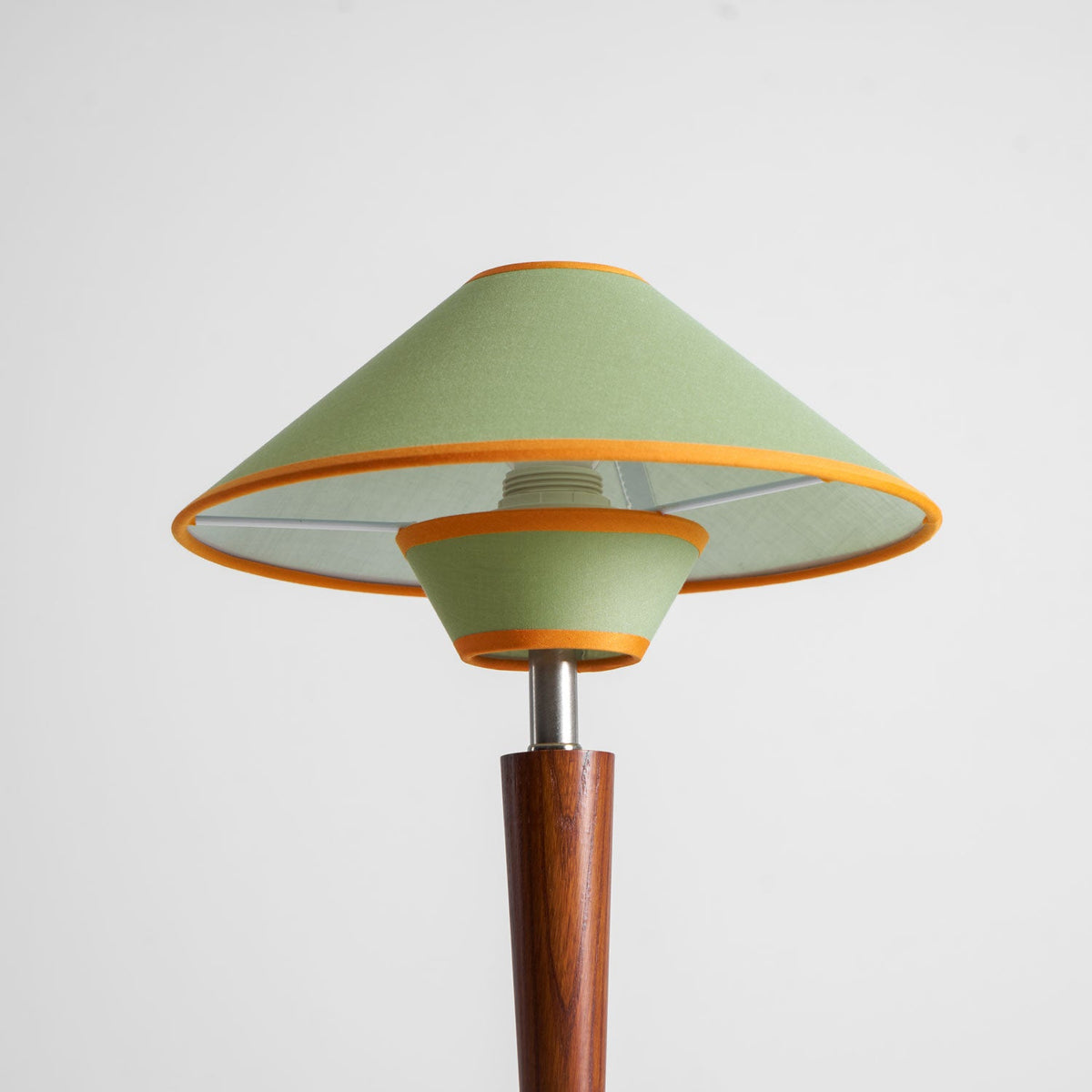 Talonwood Table Lamp